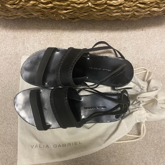 Valia Gabriel Sandals - Picture 9 of 12
